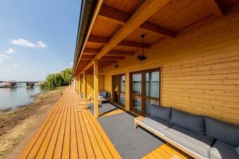 Halfarock V�zi-erdei Apartmanh�z