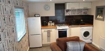 The Hideaway 8 Norwich Road Apartment