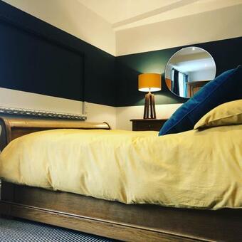 Stunning Spacious 3 Bed Apartment With River Views