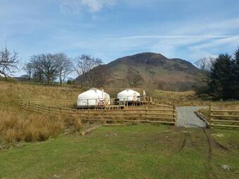 Syke Farm Campsite - Yurt's