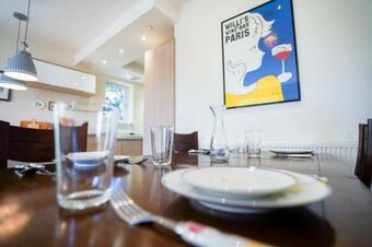 Royal Stuart Lane - Townhouse By The Bay With Parking