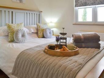 Robin Cottage - Ukc3436