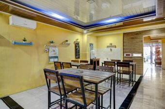 Hotel Oyo 2972 Wisma Sartika