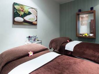 Hotel The Cambridge Belfry - Qhotels