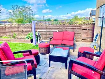 A Luxury Detached Five Star 4 Bed Victorian Home With Hot Tub!!