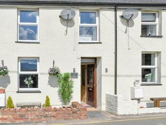 Ty Bychan Railway Cottage