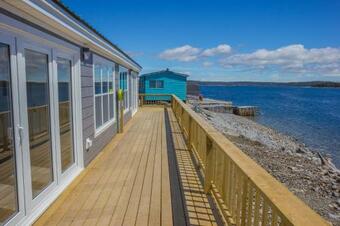 Villa A Wave From It All