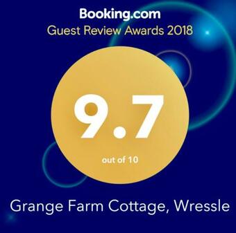 Wressle Grange Rustys Retreat, Georges Gaff & Annabels Abode