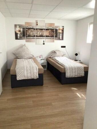 Apartments Rhona III Und IV Neunkirchen City