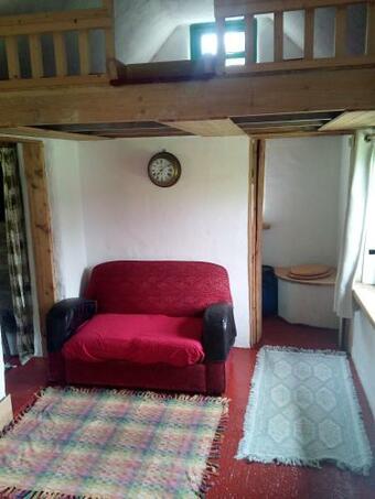 Castaway Cabin