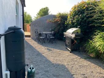 Lovely 2 Bedroom Cottage Base Of Comeraghmountains