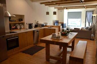 Pikralida House (?????????)