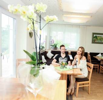 Hostal Weingut Und G�stezimmer Zirngast