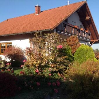 Apartamento Ruhige Ferienwohnung
