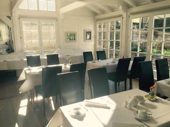 Hostal Gasthaus Loewenthor & Hotel Hahn