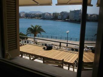 Apartment Overlooking The Old Bridge