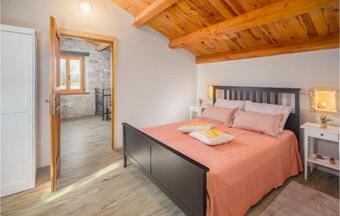 Nice Home In Puntera With 2 Bedrooms