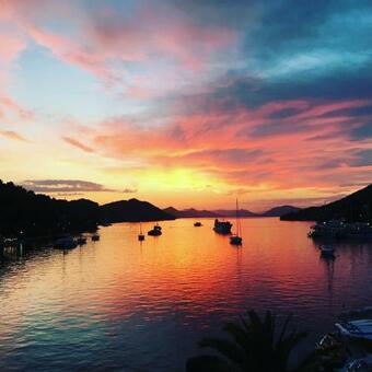 Studio Apartments & Rooms Lela