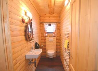 Chalet Mit 7.000 M2 Land Und Wundersch�ne Aussicht