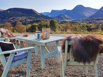 Holiday Home �rsta Brungot