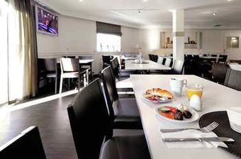 Hotel Ibis Styles �rebro