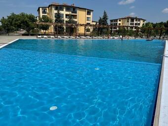 ????? ? ???? ??????????? Grand Family Apartments