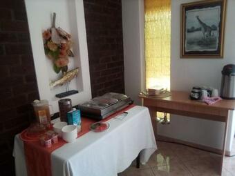 Hostal His Glory Guest House