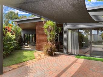 Villa Thespaceperth