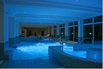 K�t Korona Konferencia �s Wellness Hotel