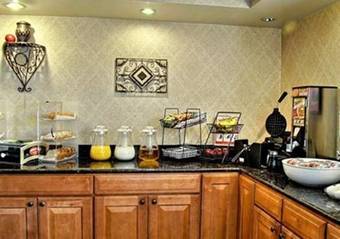 Hotel Wexford Inn & Suites