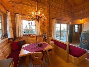 Almh�tten Skorianz - Die Rote Hirschh�tte