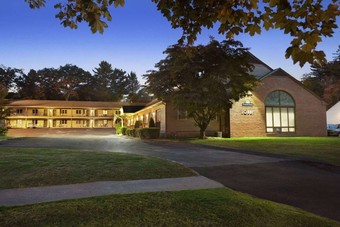 Motel Berkshire Days Inn