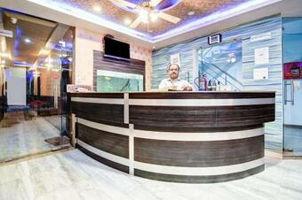 Oyo 39372 Hotel Royal Palace