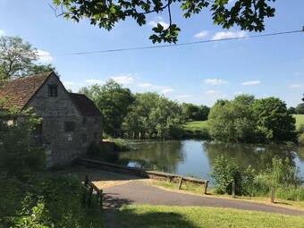 The Tallet Barn
