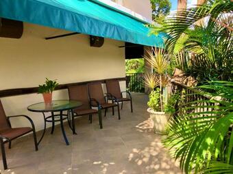 Hotel Tio Pepe?s Guest House