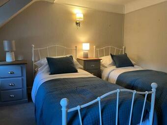 A La Maison - Boutique Home From Home