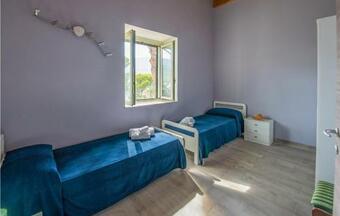 Stunning Apartment In Patti With 2 Bedrooms