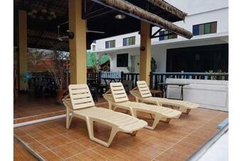 Hotel Oyo 872 Villa Tomasa Beach Resort