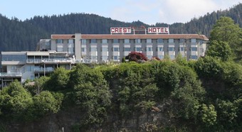 Crest Hotel