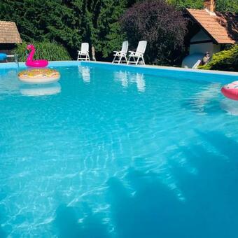 Bed & Breakfast S�rk�ny Bio Panzi�