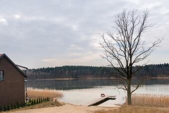 Nad Jeziorem By Downtown Apartments