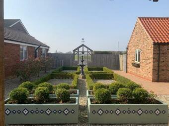 Meals Farm Holiday Cottages - The Millhouse