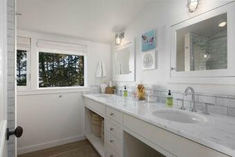 2nd St Sf 17 Neahkahnie Hideaway