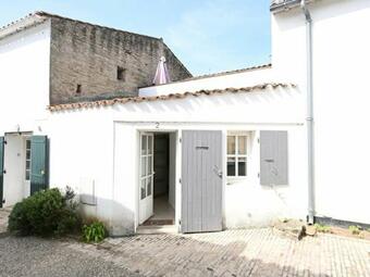 Villa Les Portes-en-r�, 3 Pi�ces, 4 Personnes - Fr-1-434-94