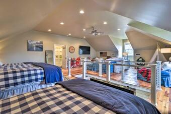 Luxe Home With Boat Dock, Tims Ford Lake Views!