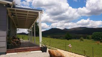 Bed & Breakfast Towac Valley Cabins