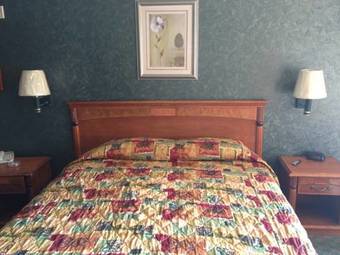 Motel Crystal Inn Suites & Spas