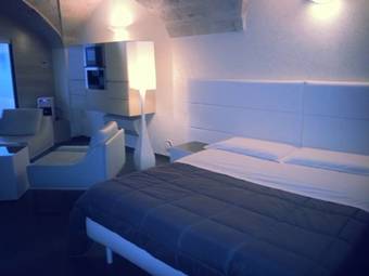 Bed & Breakfast Naucleros Suites