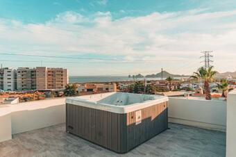 Apartamento Cozy,jacuzzi & Bbq. Ocean View, 2bd. Pool. Quiet.