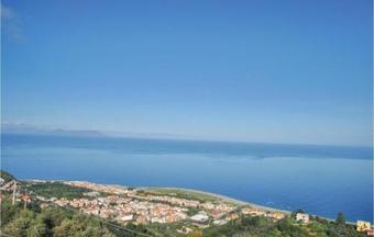 Apartment B Gioiosa Marea